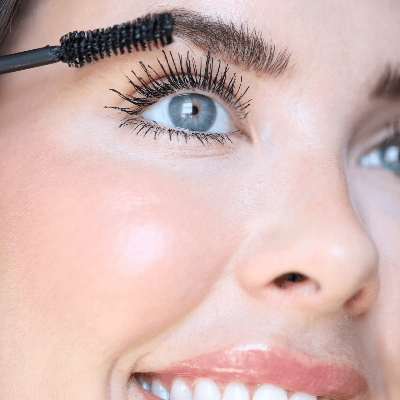 Eye Defy Zero Gravity Mascara by Half Caked Makeup