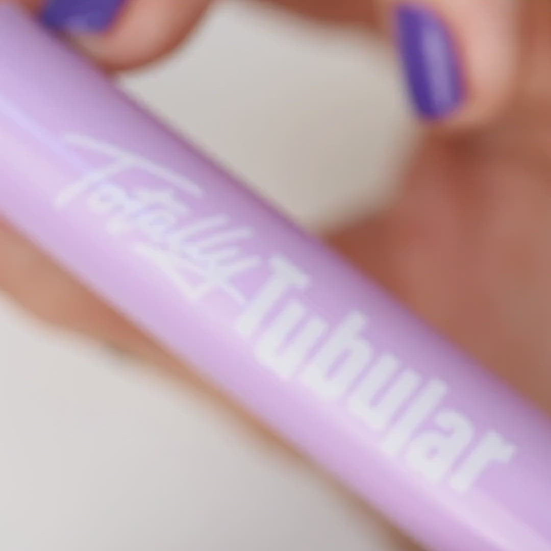 Video Unboxing of Totally Tubular Mascara in The Dream, Great Lengths Duo- Half Caked